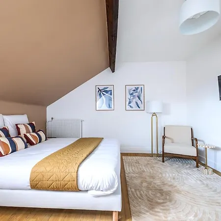 Comfortable And Quiet In The Heart Of